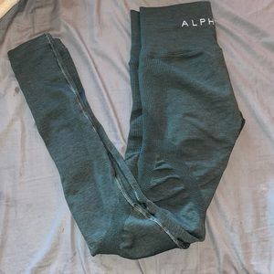 ALPHALETE AERO LEGGINGS